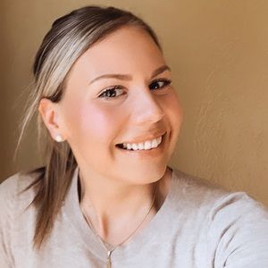 Meet your Posher, Mackenzie